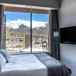 Stunning 1-bedroom With Mountain Views Le Cap