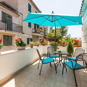 Abazur , Split Croatia