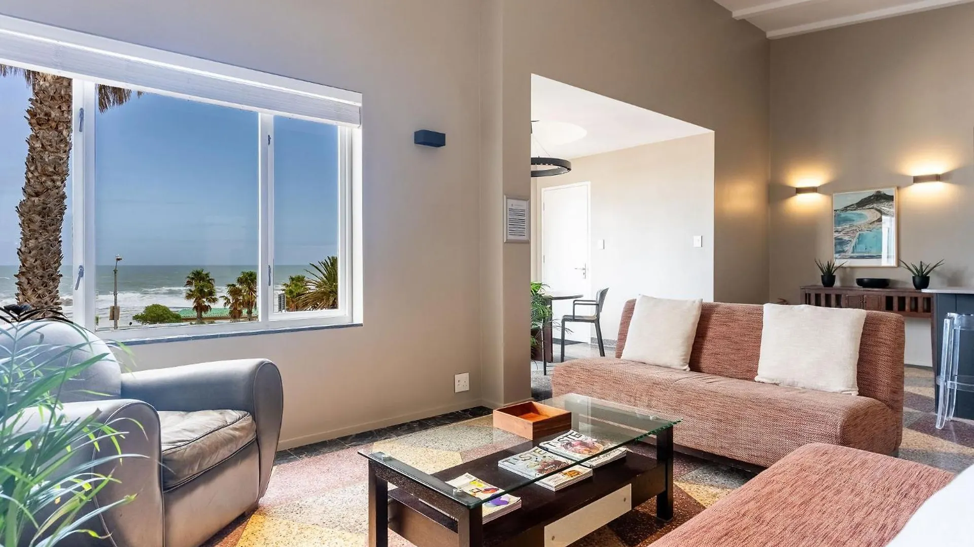 Tidal Pool Apartments - Camps Bay Cape Town