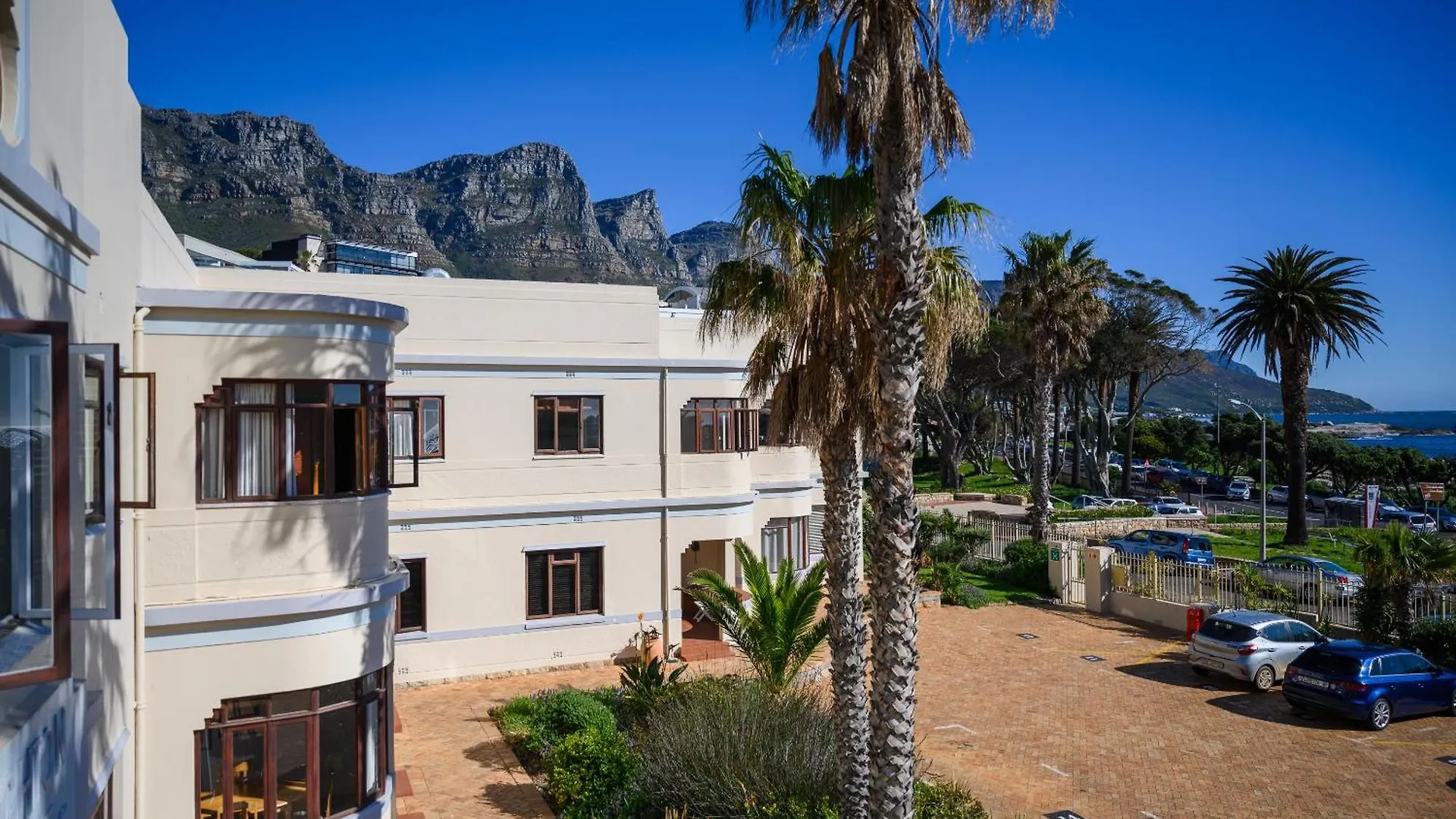 Tidal Pool Apartments - Camps Bay Cape Town South Africa