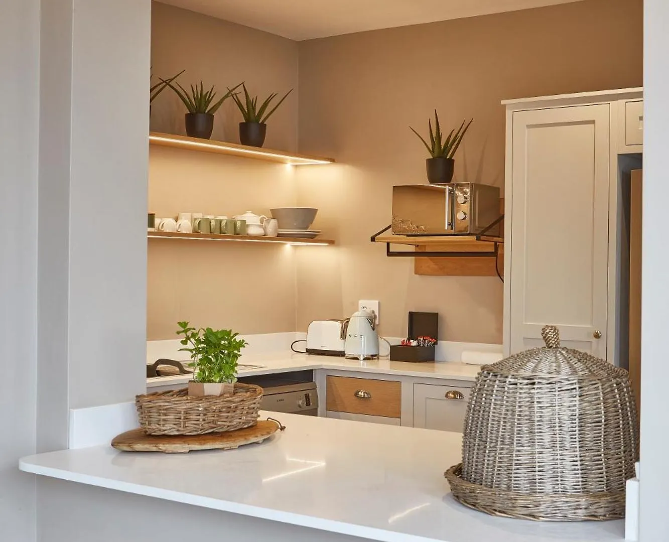 Tidal Pool Apartments - Camps Bay Cape Town